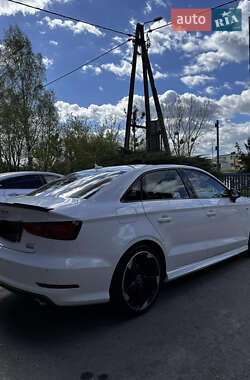 Седан Audi A3 2015 в 