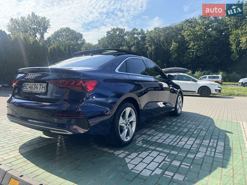 Седан Audi A3 2022 в Львове
