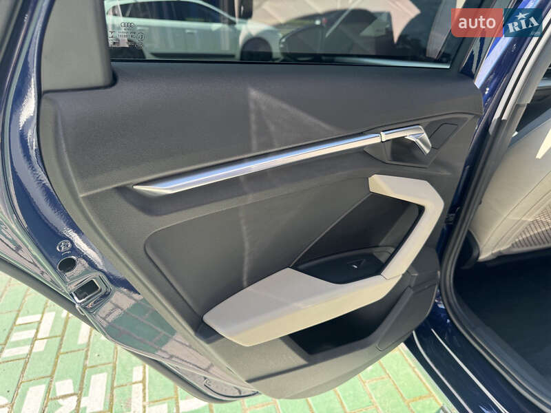 Седан Audi A3 2022 в Львове