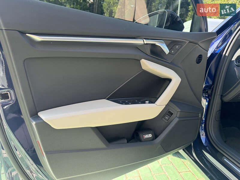 Седан Audi A3 2022 в Львове