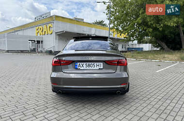 Седан Audi A3 2015 в 