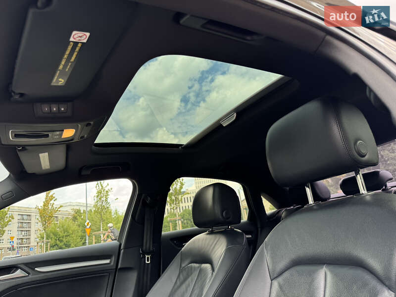 Седан Audi A3 2015 в Самборі