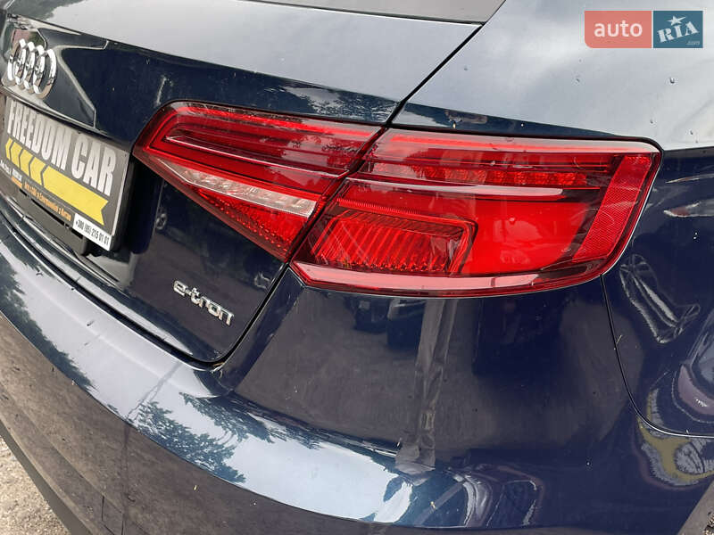 Хэтчбек Audi A3 2017 в Львове