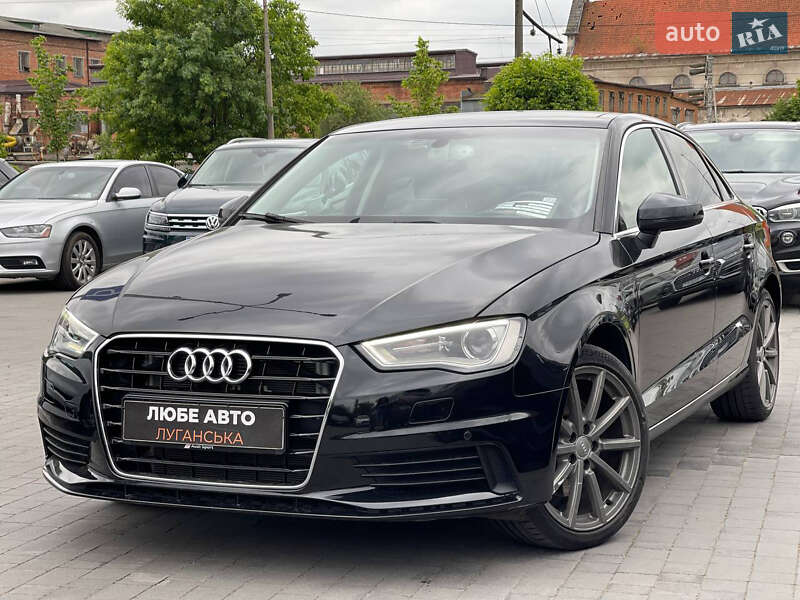 Седан Audi A3 2014 в 