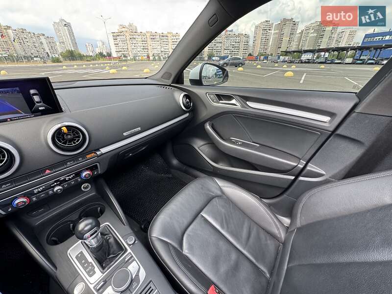 Седан Audi A3 2017 в Києві