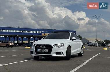 Седан Audi A3 2017 в 