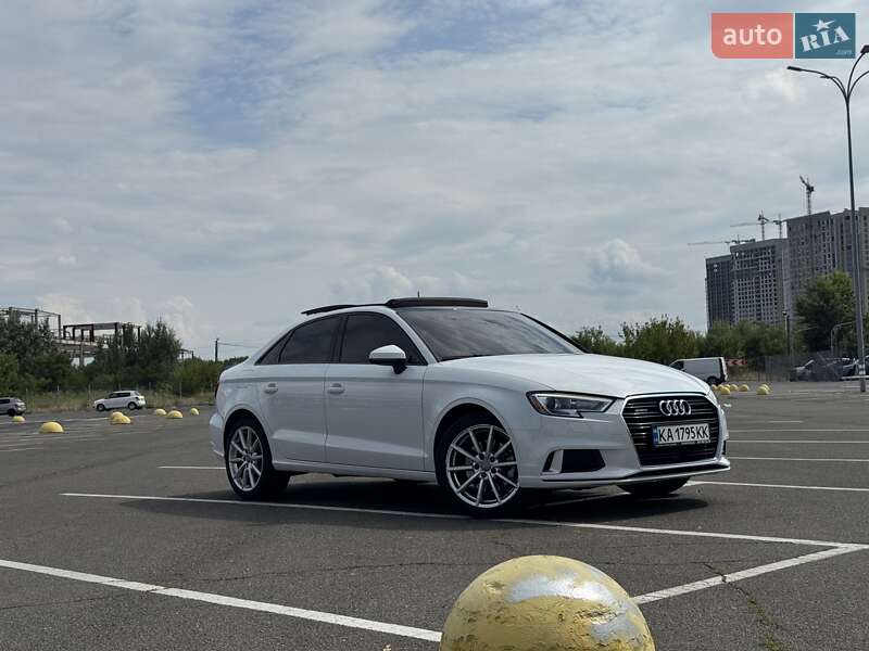 Седан Audi A3 2017 в Києві