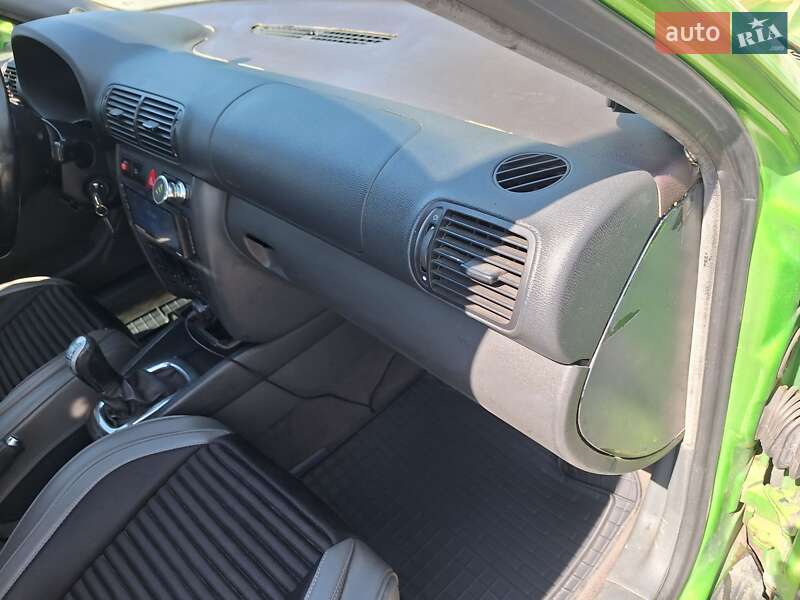 Хетчбек Audi A3 1997 в Чернівцях