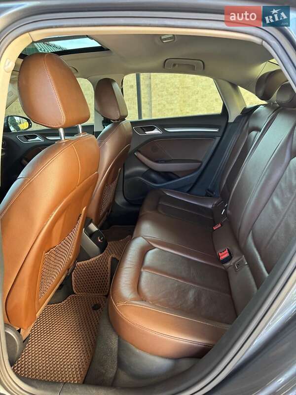 Седан Audi A3 2015 в Одесі