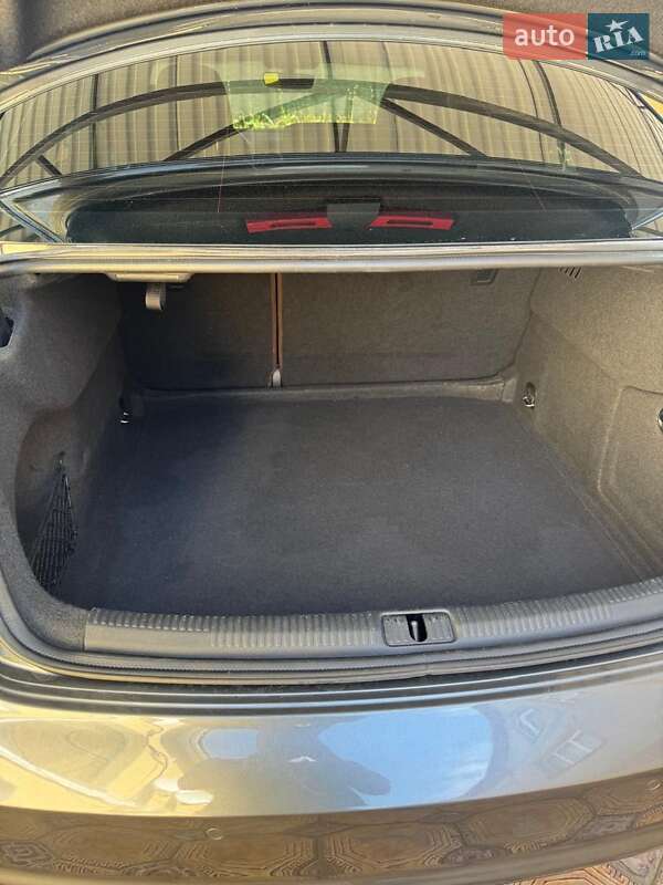 Седан Audi A3 2015 в Одесі
