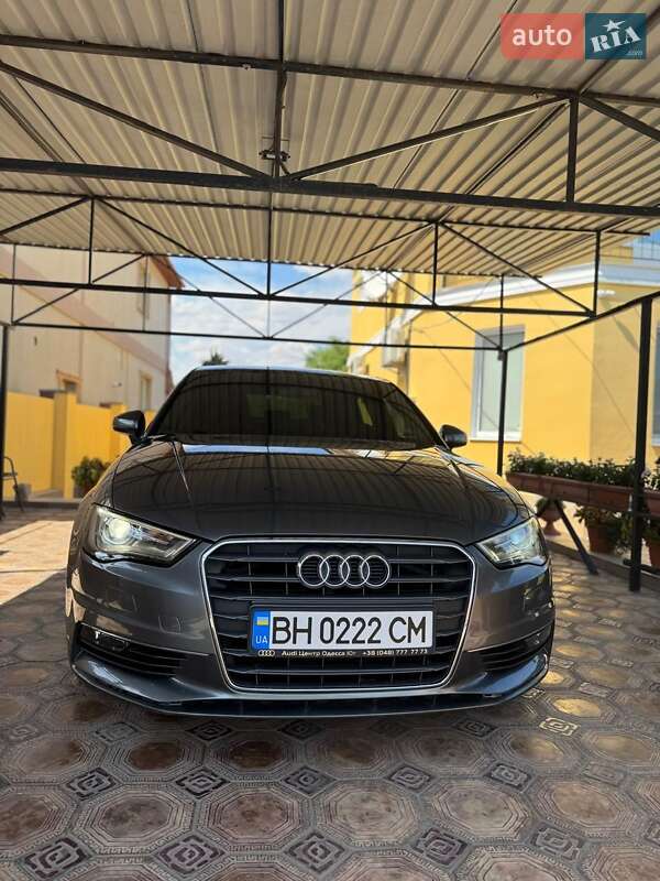 Седан Audi A3 2015 в Одесі
