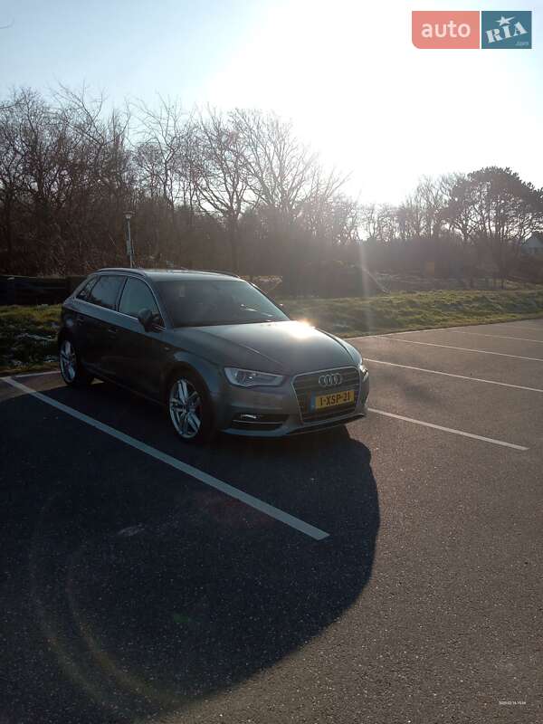 Хэтчбек Audi A3 2014 в Ивано-Франковске