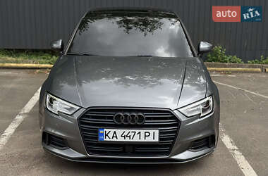 Седан Audi A3 2019 в 
