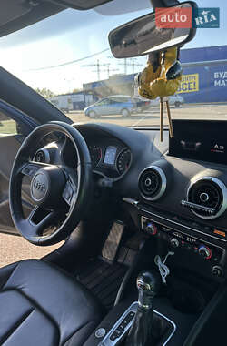 Седан Audi A3 2017 в 