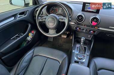 Седан Audi A3 2016 в 