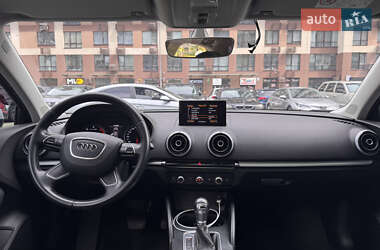 Седан Audi A3 2015 в 