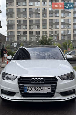 Седан Audi A3 2015 в 