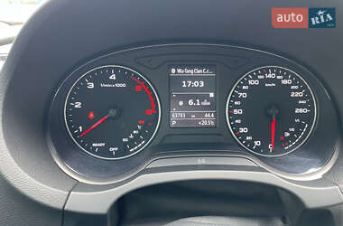 Седан Audi A3 2016 в 