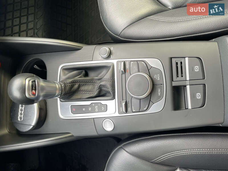 Седан Audi A3 2016 в Києві