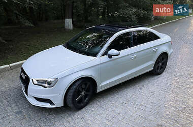 Седан Audi A3 2015 в 