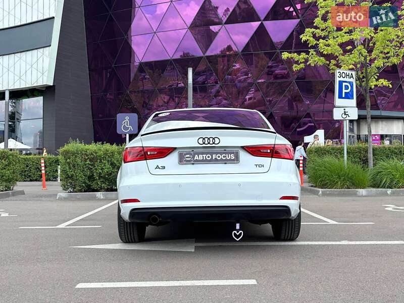 Седан Audi A3 2015 в Києві