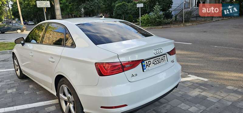 Седан Audi A3 2014 в Запоріжжі