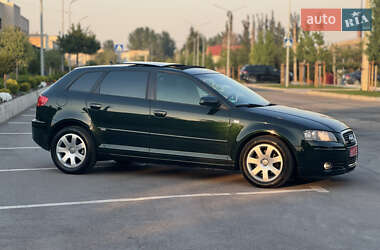 Хэтчбек Audi A3 2006 в 