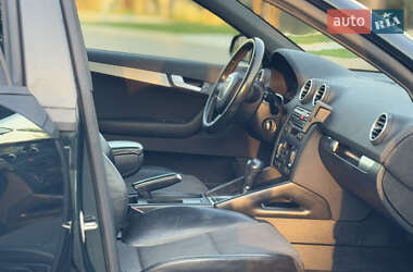 Хэтчбек Audi A3 2006 в 