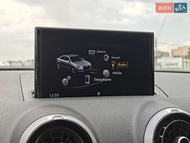 Седан Audi A3 2016 в Львові