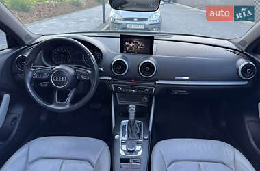 Седан Audi A3 2017 в 