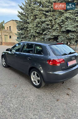 Хэтчбек Audi A3 2007 в 