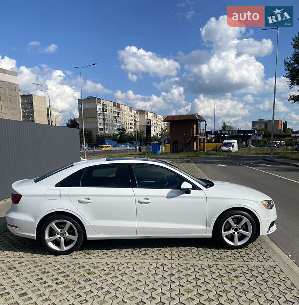 Седан Audi A3 2014 в Киеве
