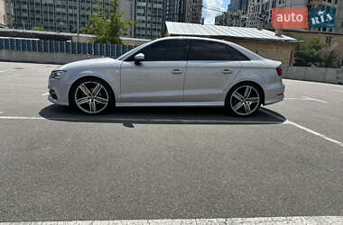 Седан Audi A3 2015 в 