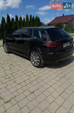 Хетчбек Audi A3 2009 в 