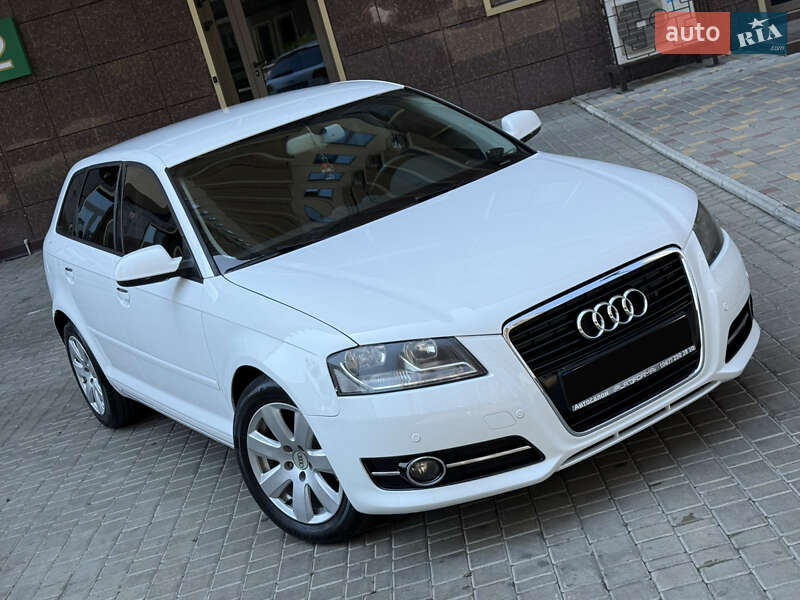 Хэтчбек Audi A3 2013 в Одессе