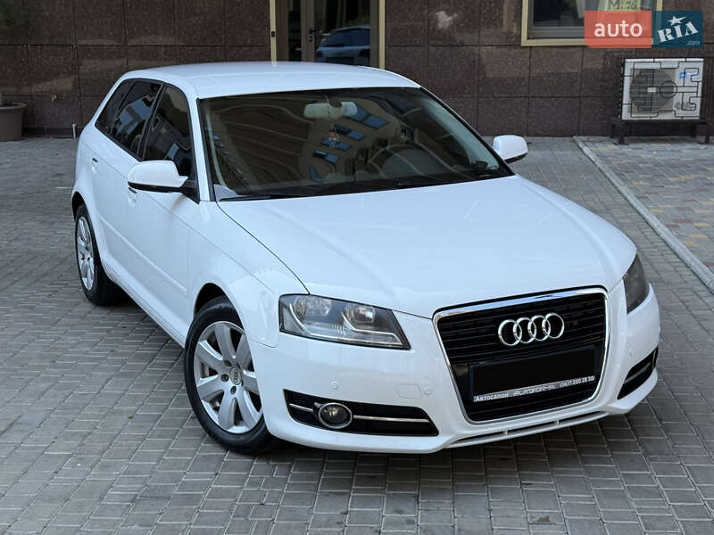 Хэтчбек Audi A3 2013 в Одессе