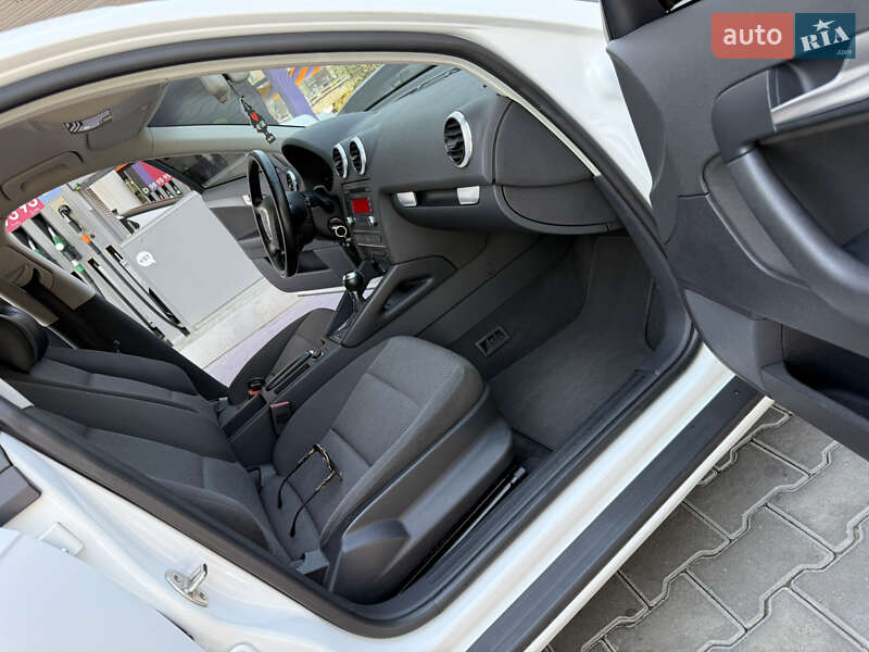 Хэтчбек Audi A3 2013 в Одессе