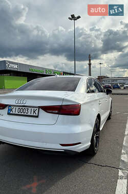Седан Audi A3 2018 в 