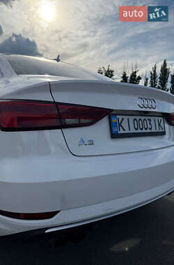 Седан Audi A3 2018 в 