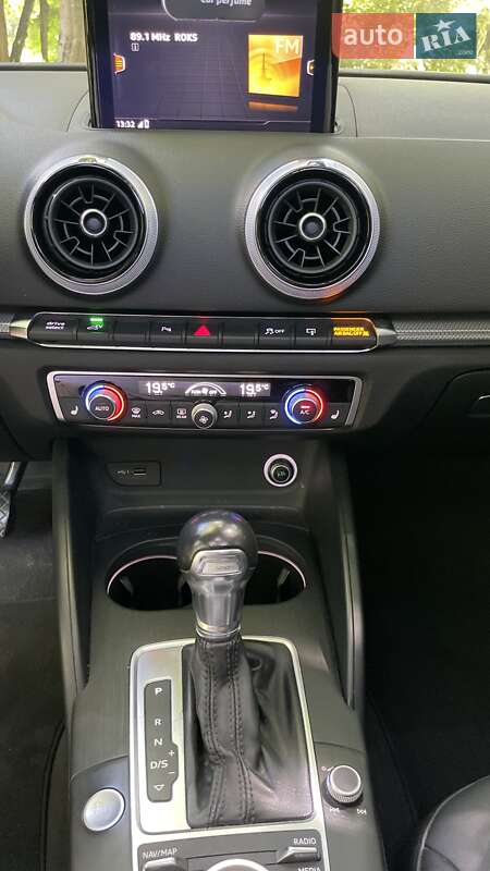 Хэтчбек Audi A3 2017 в Львове фото 32 Хэтчбек Audi A3 2017 в Львове