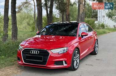 Седан Audi A3 2016 в Киеве