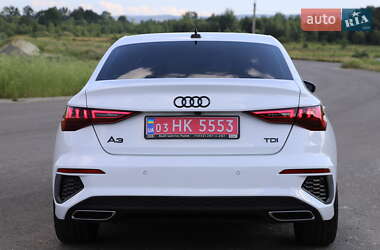 Седан Audi A3 2021 в 