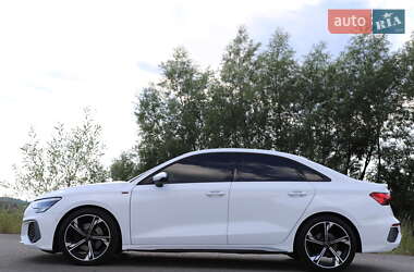 Седан Audi A3 2021 в 