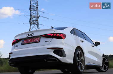 Седан Audi A3 2021 в 