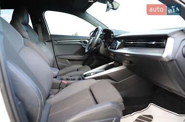 Седан Audi A3 2021 в 