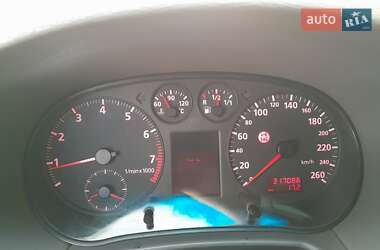Хэтчбек Audi A3 1997 в 