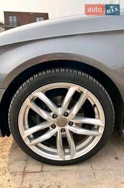 Хэтчбек Audi A3 2014 в 