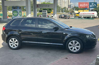 Хэтчбек Audi A3 2008 в 