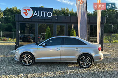 Седан Audi A3 2017 в 