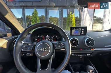 Седан Audi A3 2017 в 